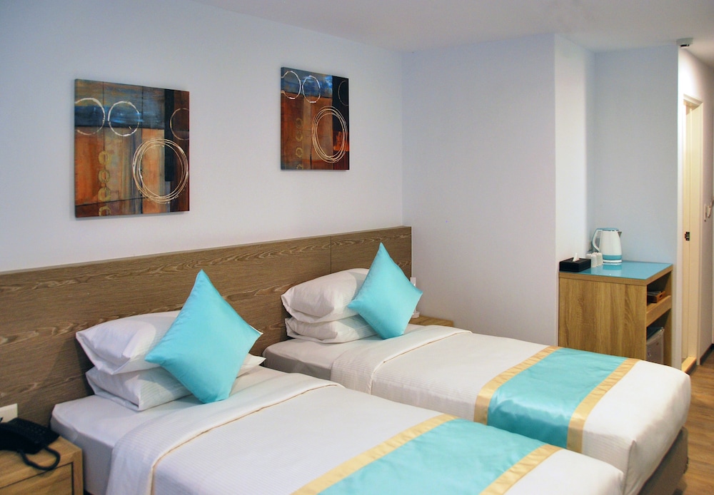 Deluxe Twin Room photo 1