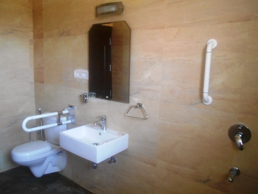 Superior Villa, 1 King Bed, Smoking, Mountain View photo 2