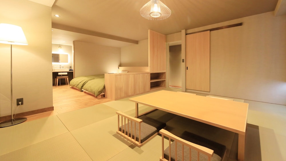 Quadruple Room, Multiple Beds - Photo 1