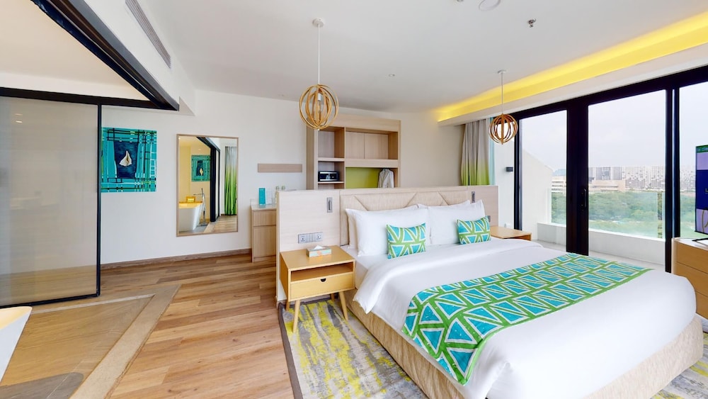 Premier Room, Bay View - Photo 5