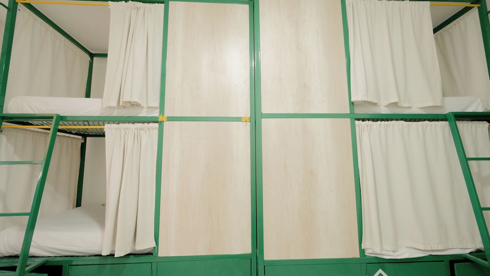 Shared Dormitory, Private Bathroom photo 2