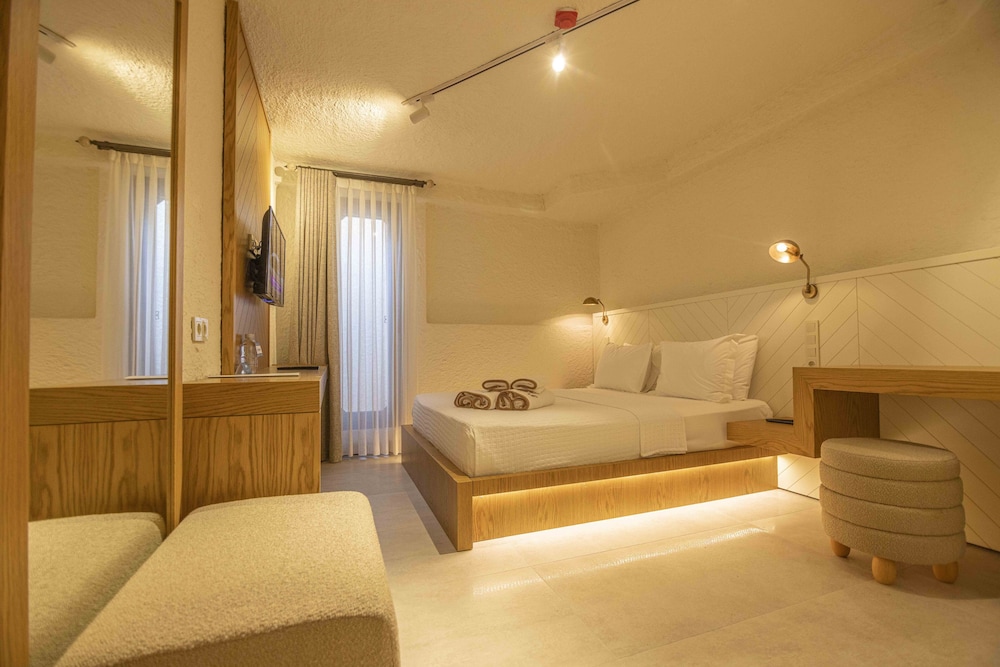 Economy Room