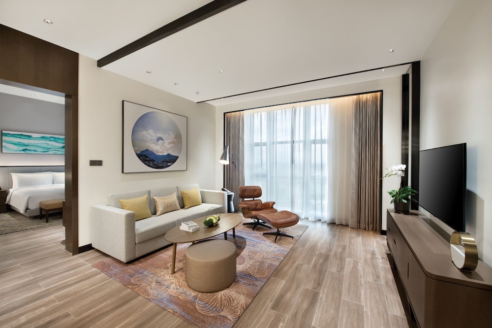 Superior Suite, 2 Bedrooms - Photo 9