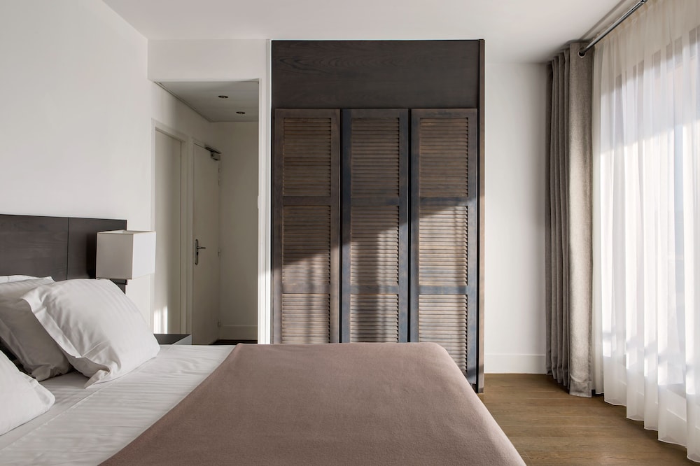 Superior Double Room, 1 Queen Bed, Terrace - Photo 3