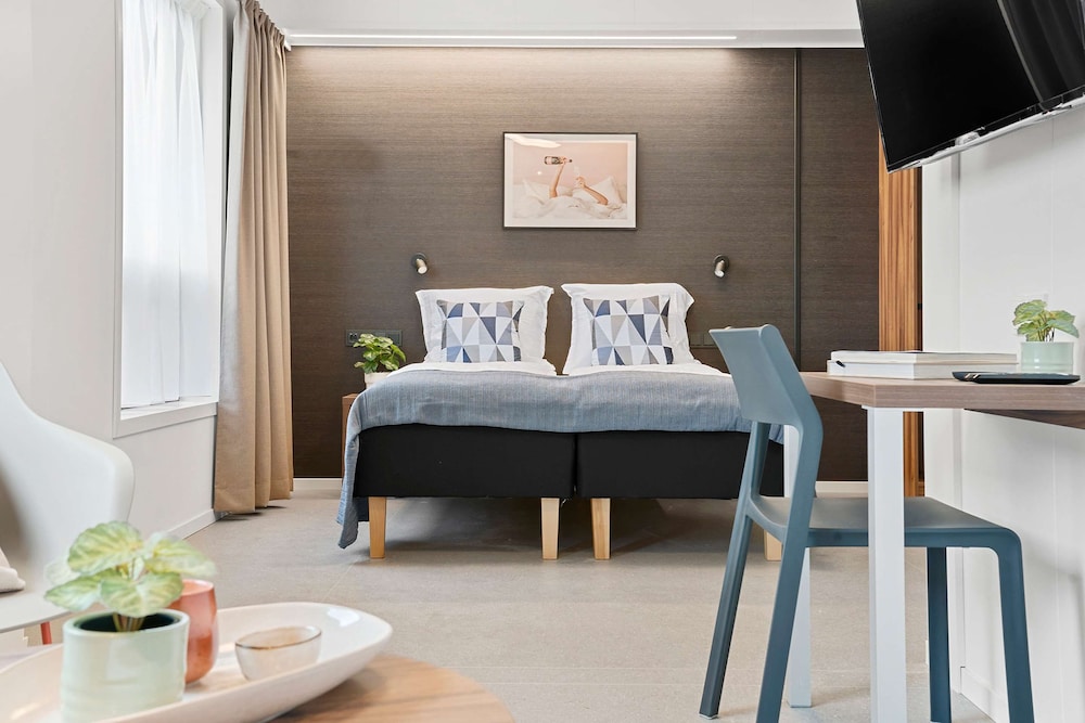 Family Room, 1 Queen Bed, Accessible, Non Smoking (with Sofabed) - Photo 8