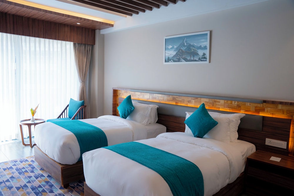 Deluxe Double Room, City View