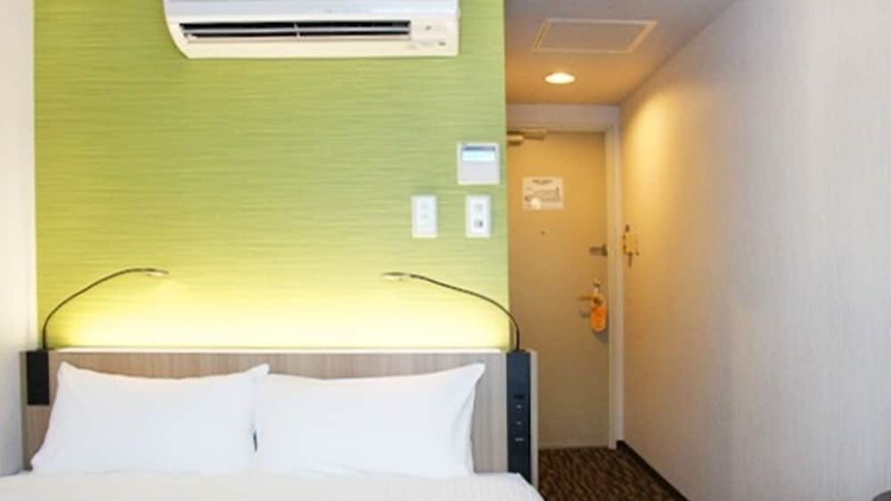 Economy Double Room photo 2