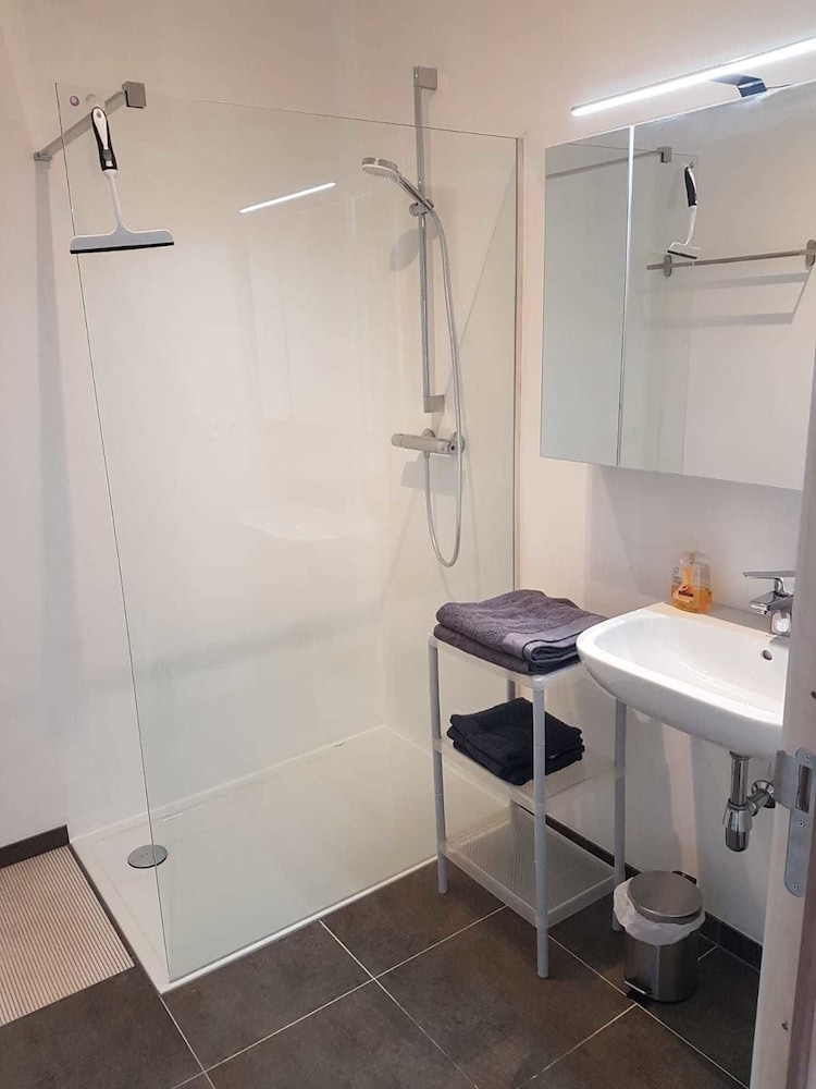 Fully Equipped Sunny Apartment, Zdjęcie 9