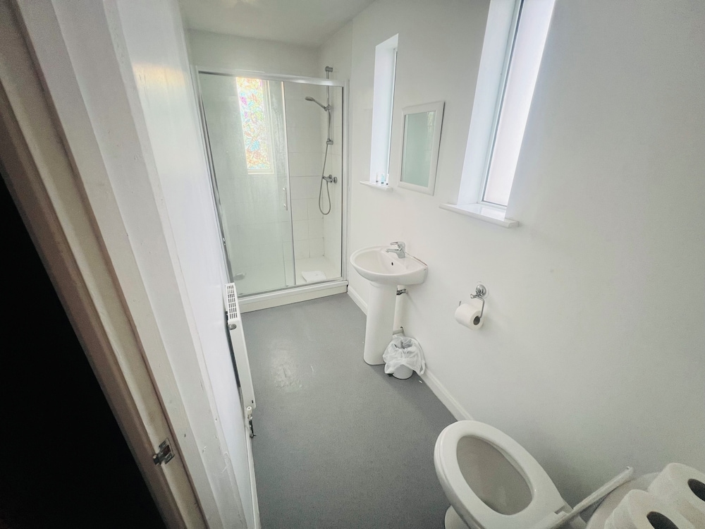 Double Room - Photo 22