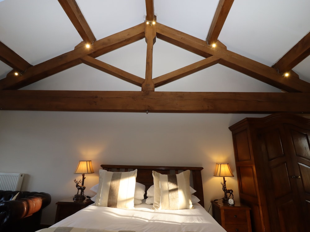 Super Deluxe Double Suite (Malhamdale) photo 2