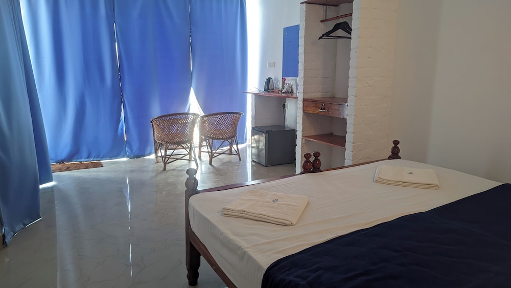Deluxe Room - Photo 3