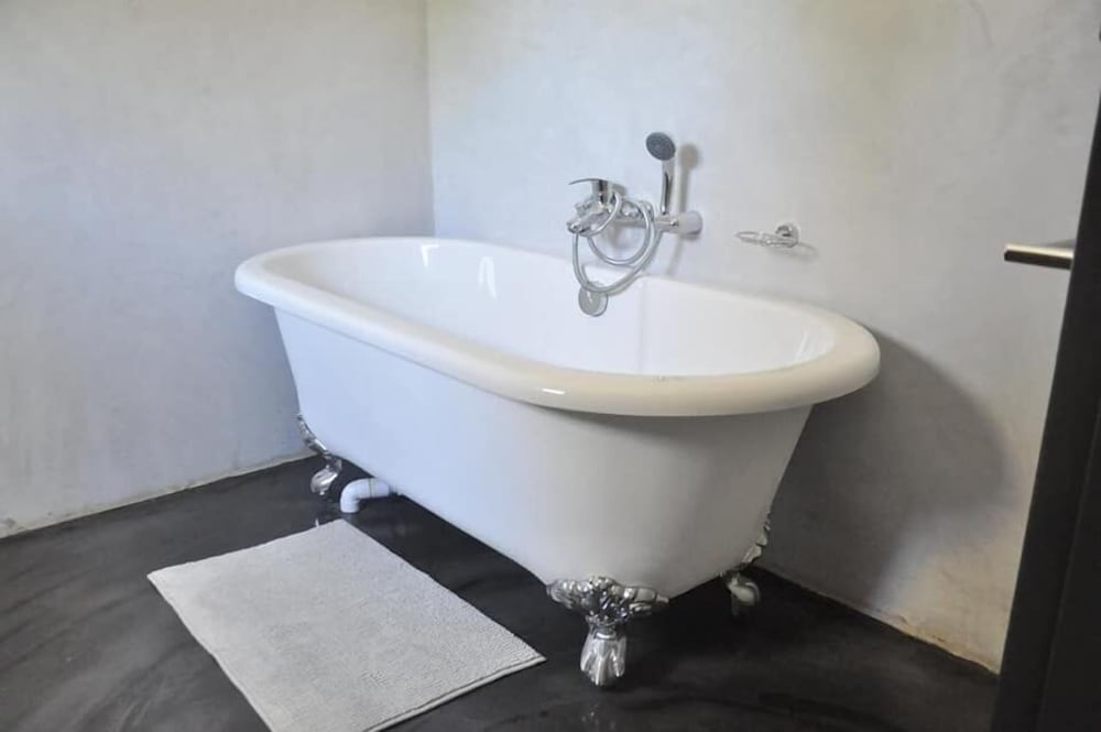 Deluxe Suite photo 3