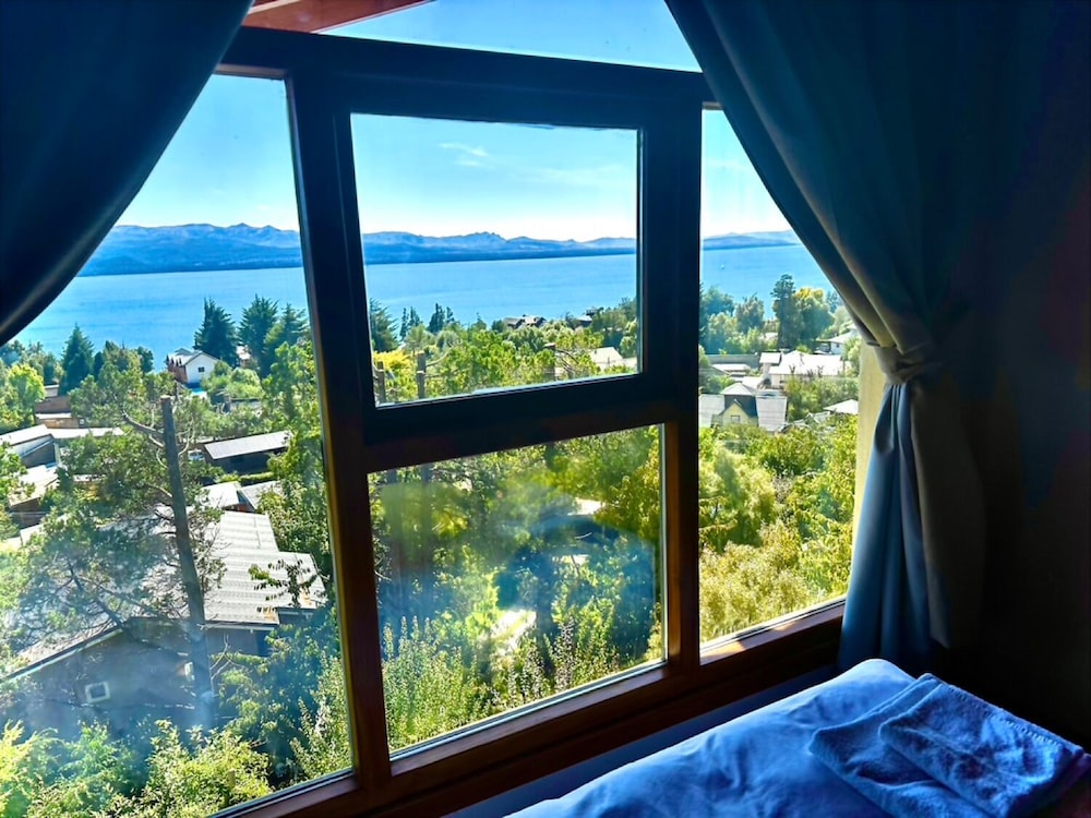 Family Duplex, 2 Bedrooms, Lake View, Lakeside photo 2