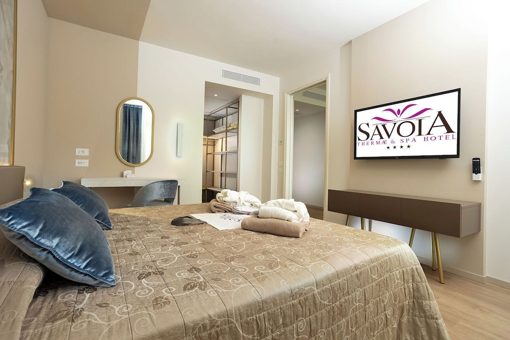 Suite - Photo 4