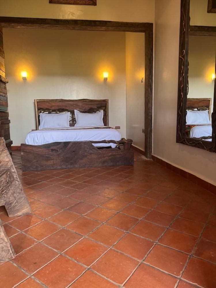Family Triple Room, City View