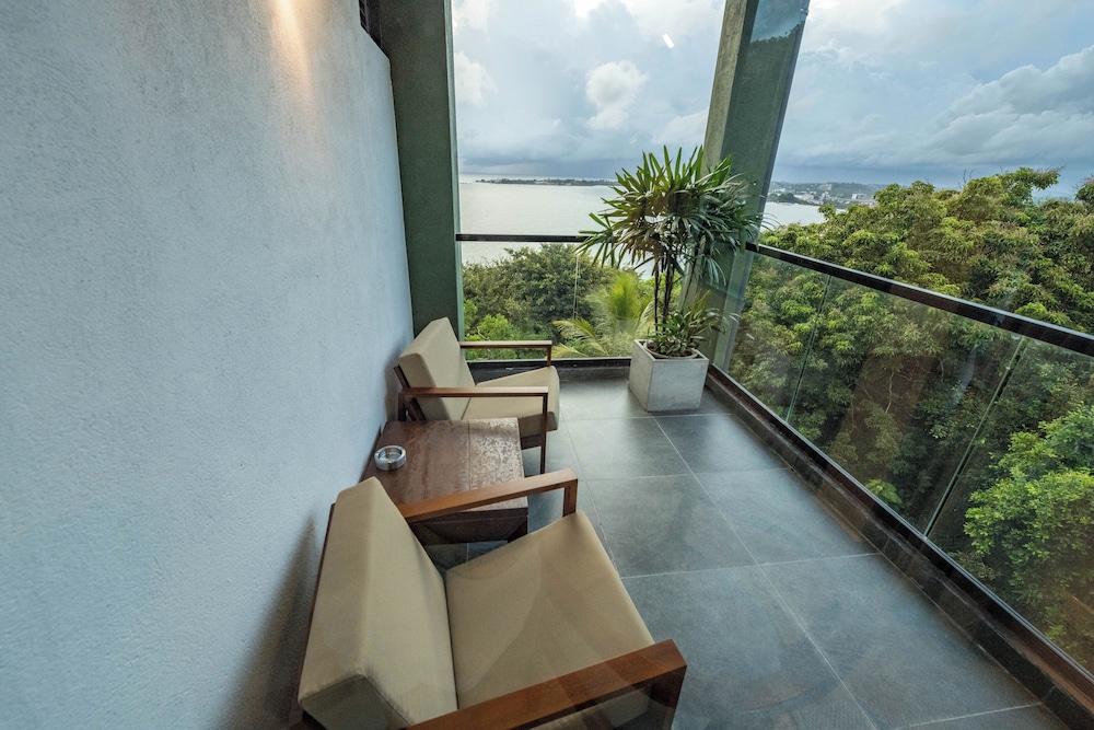 Deluxe Double Room, 1 Double Bed, Ocean View - Photo 16