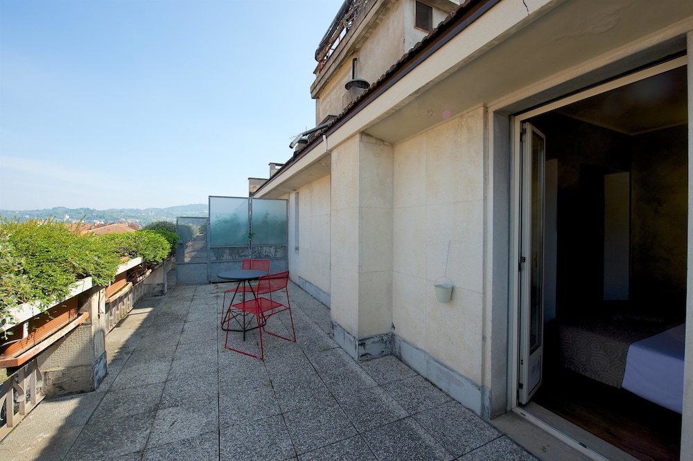 Superior Room, 1 Queen Bed, Terrace - Photo 11