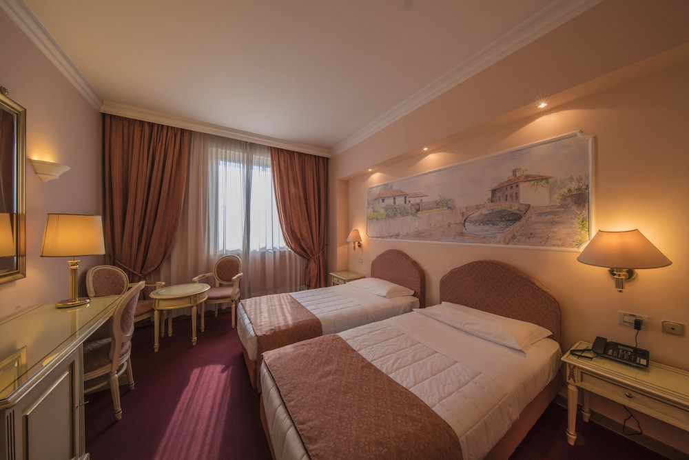 Double Room, 2 Twin Beds photo 1