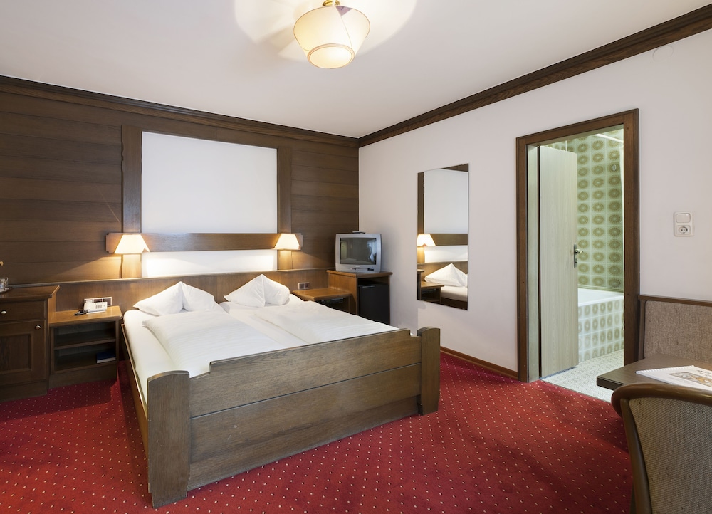Double Room - Photo 1