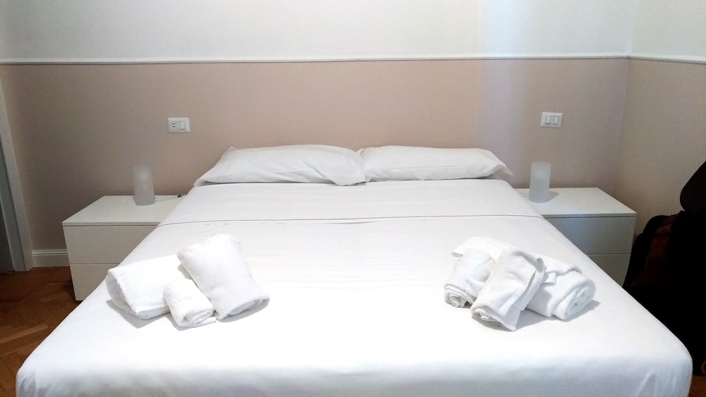 Classic Twin Room (Liberty 2)