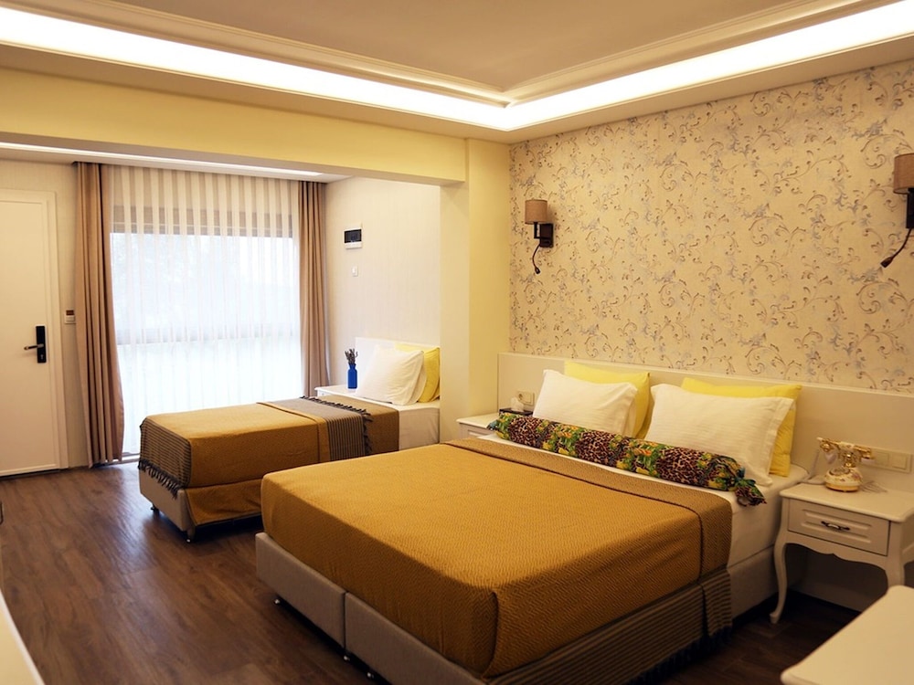 Deluxe Double Room, Pets Allowed, Garden Area photo 2