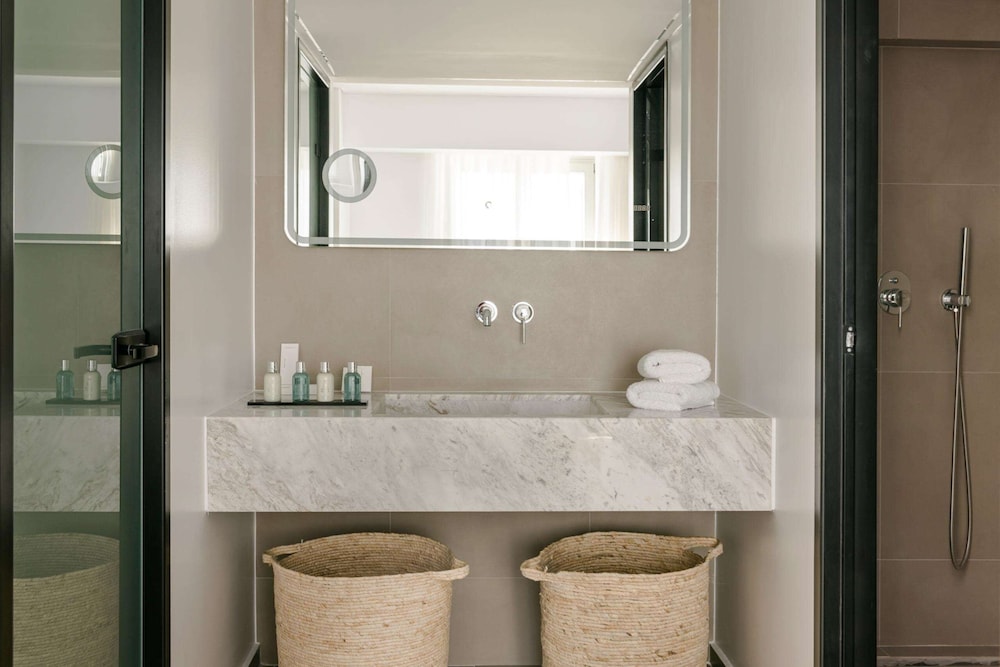 Premium Suite (with Plunge Pool) photo 2