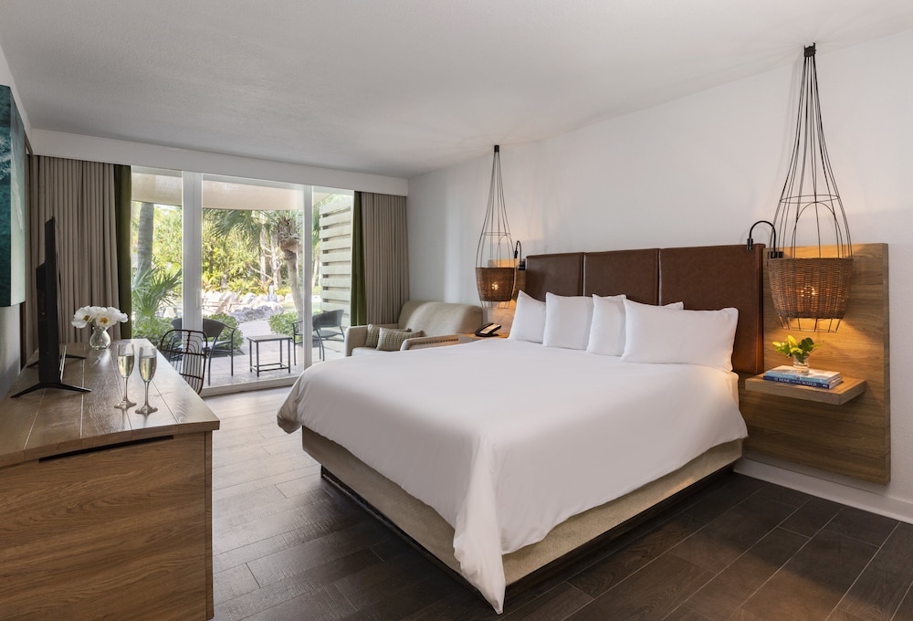Alligator Reef Partial Oceanview King - Photo 1