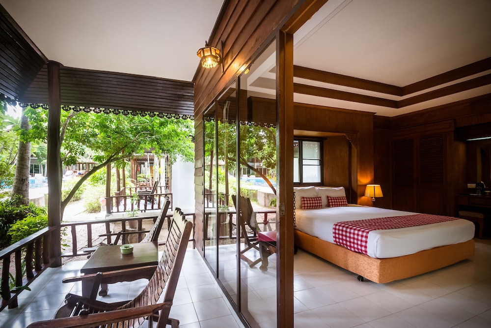 Deluxe Bungalow - Photo 3