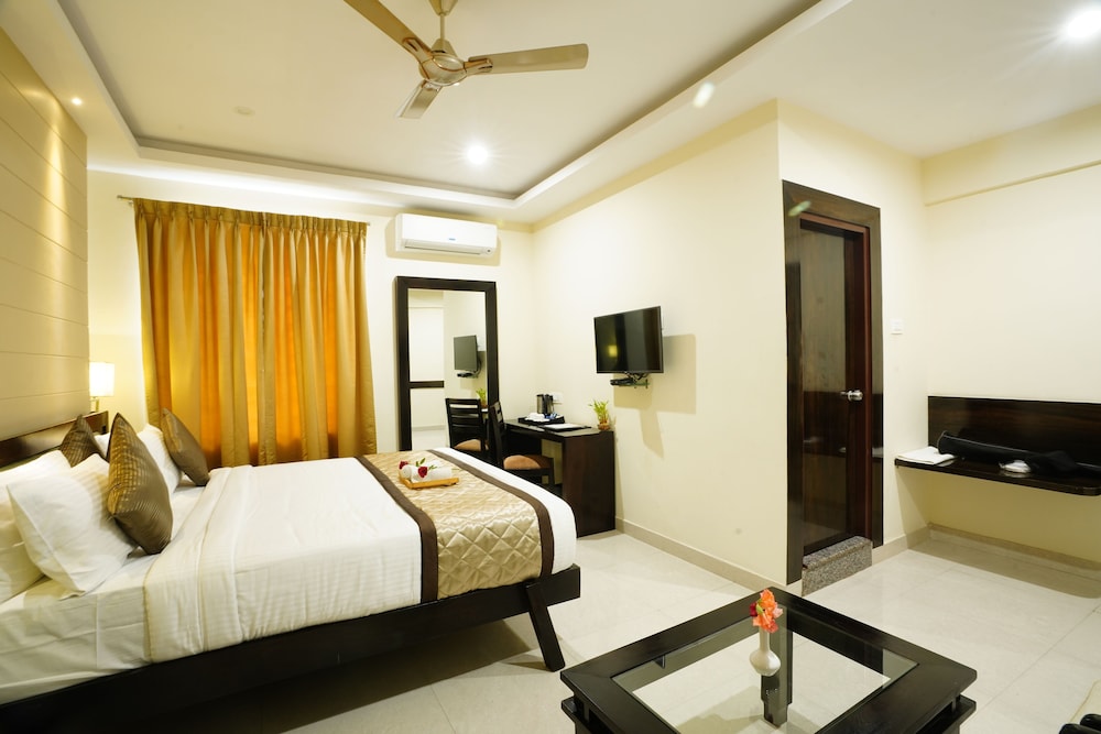 Executive Room - Photo 10