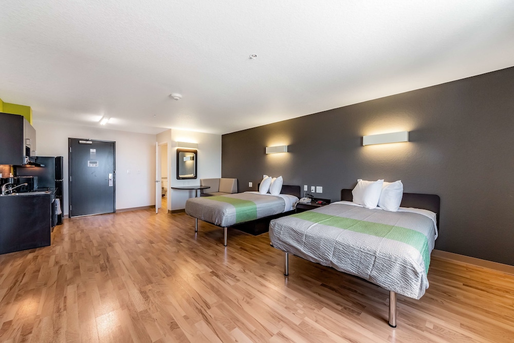 Deluxe Room, 2 Double Beds, Non Smoking photo 1