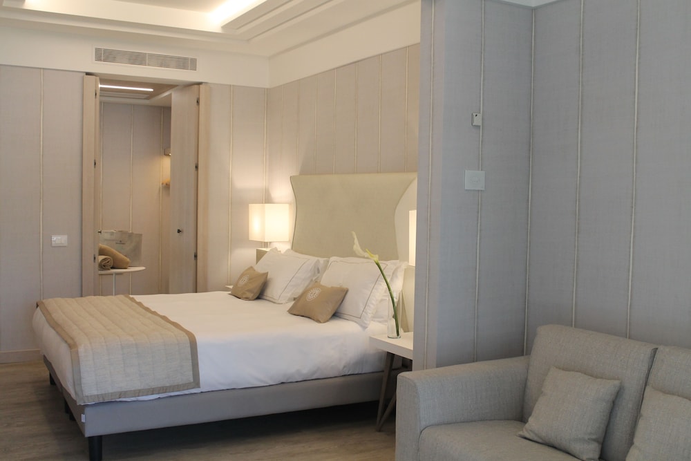 Junior Suite, 1 Bedroom (Park) photo 2