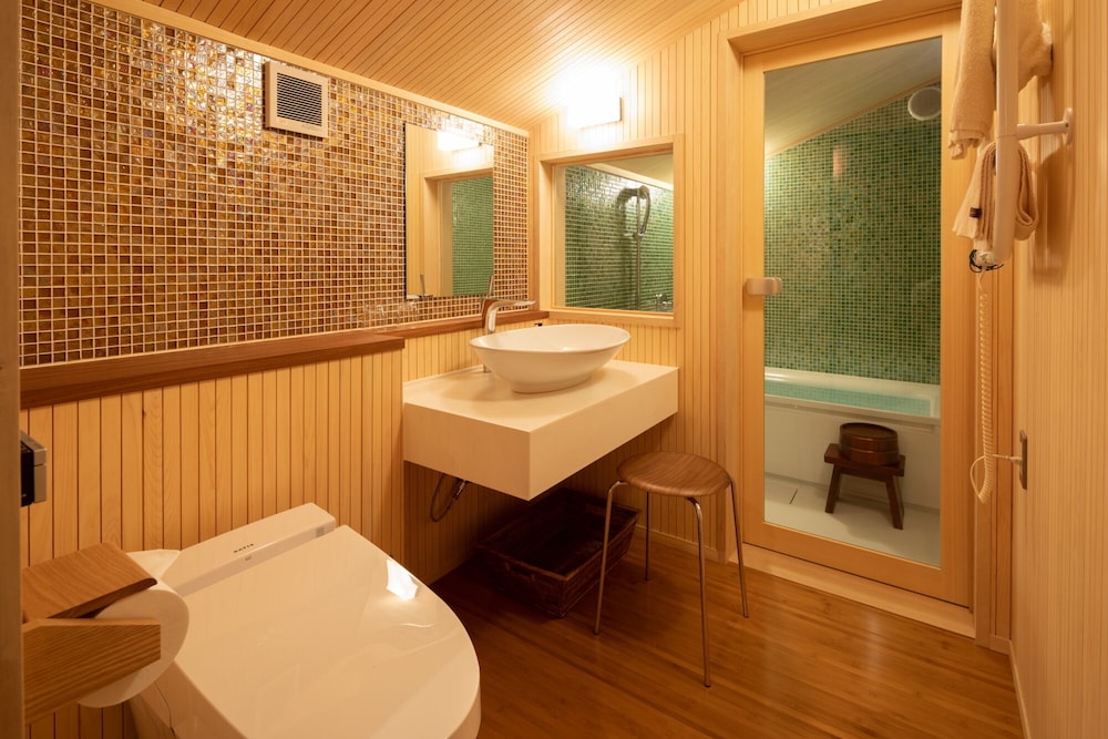 Junior Suite (CHAYA 201) photo 3