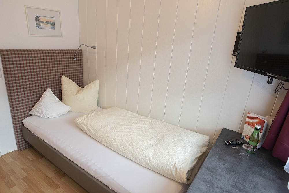Single Room photo 1