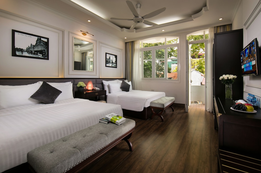 Family Triple Room, 2 Double Beds, Balcony, City View
