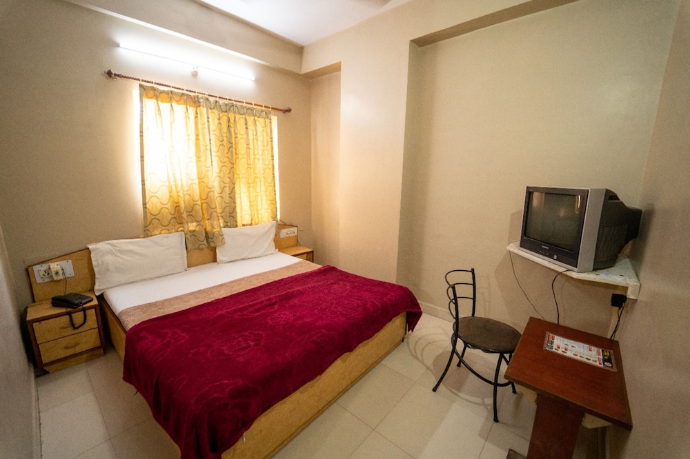 Deluxe Double Room, City View photo 1