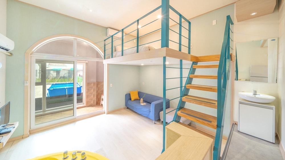 Basic Room, 1 Bedroom (Love04)