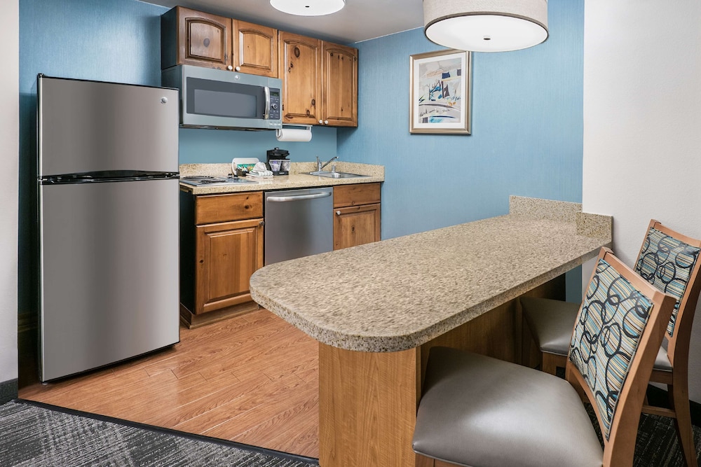 2 Doubles Suite W/Sofabed photo 3