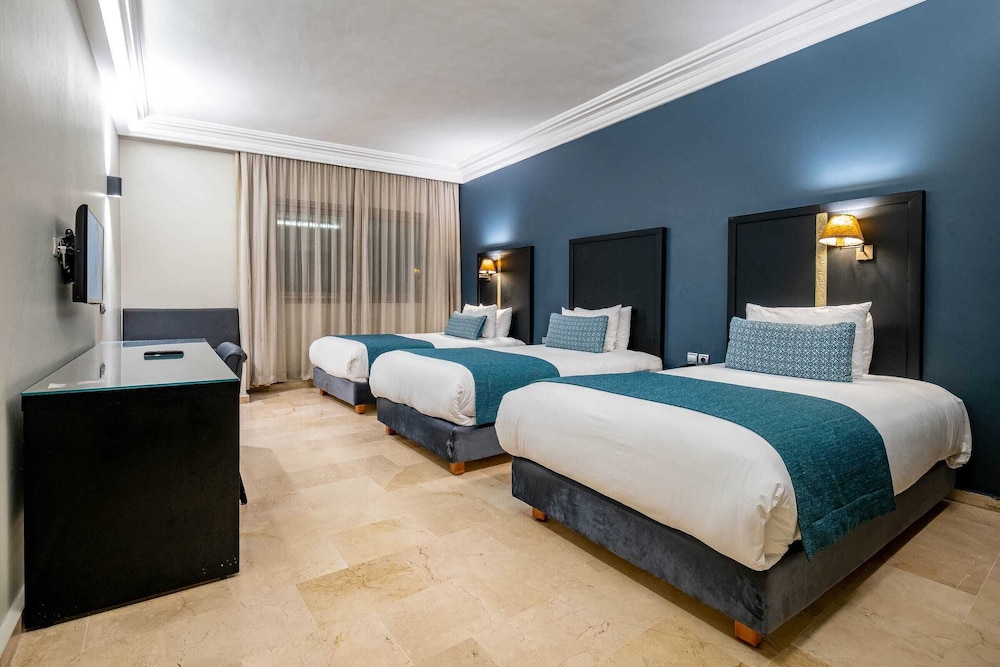 Deluxe Triple Room - Photo 4