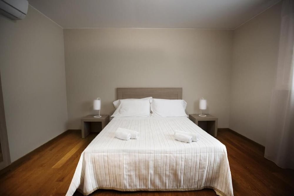 Suite, 2 Bedrooms photo 1