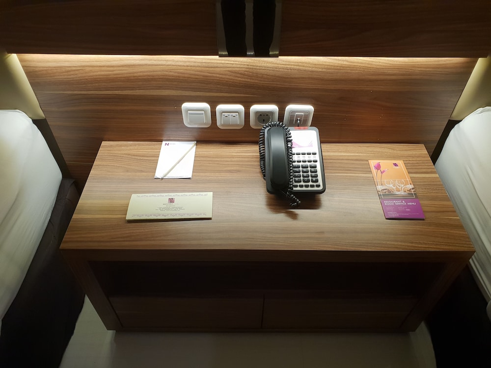 Royal Executive Room - Photo 2
