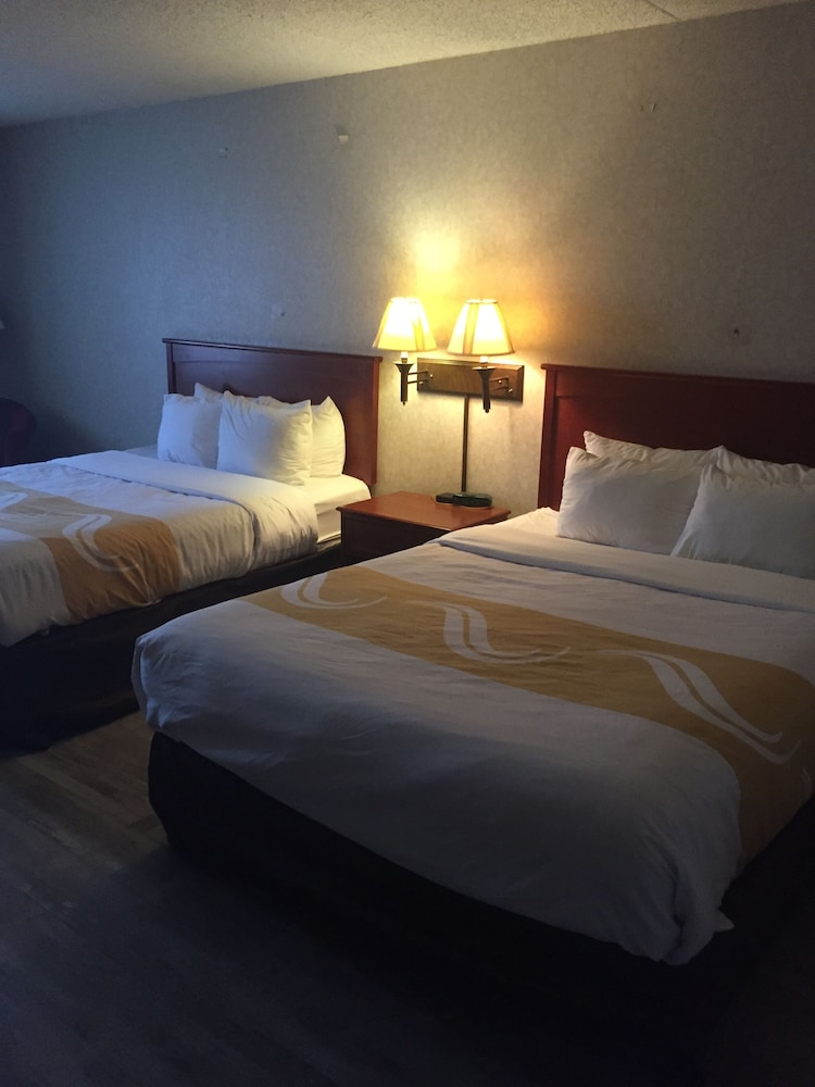 Standard Room, 2 Queen Beds, Non Smoking - Photo 2