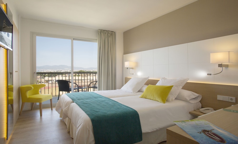 Standard Double Room, Balcony - Photo 4