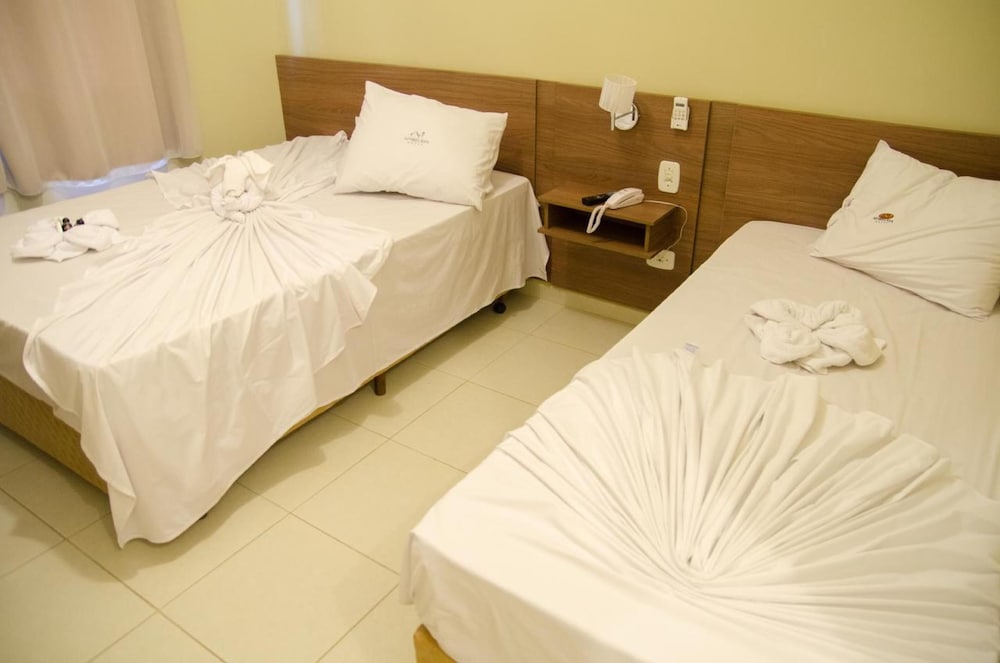 Triple Room, Multiple Beds