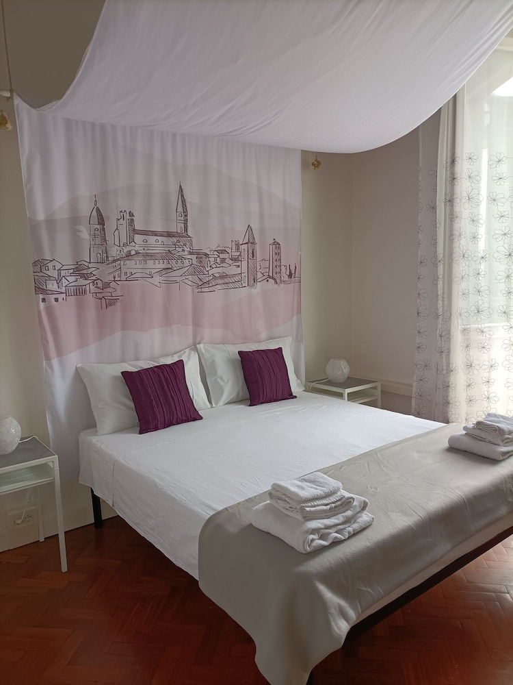 City Apartment photo 2