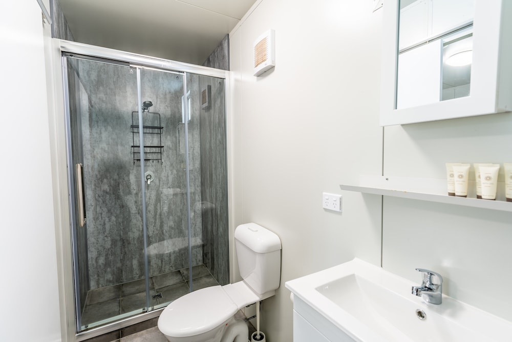 Basic Single Room, 1 Bedroom photo 3