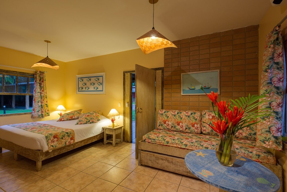 Available room thumbnail 6