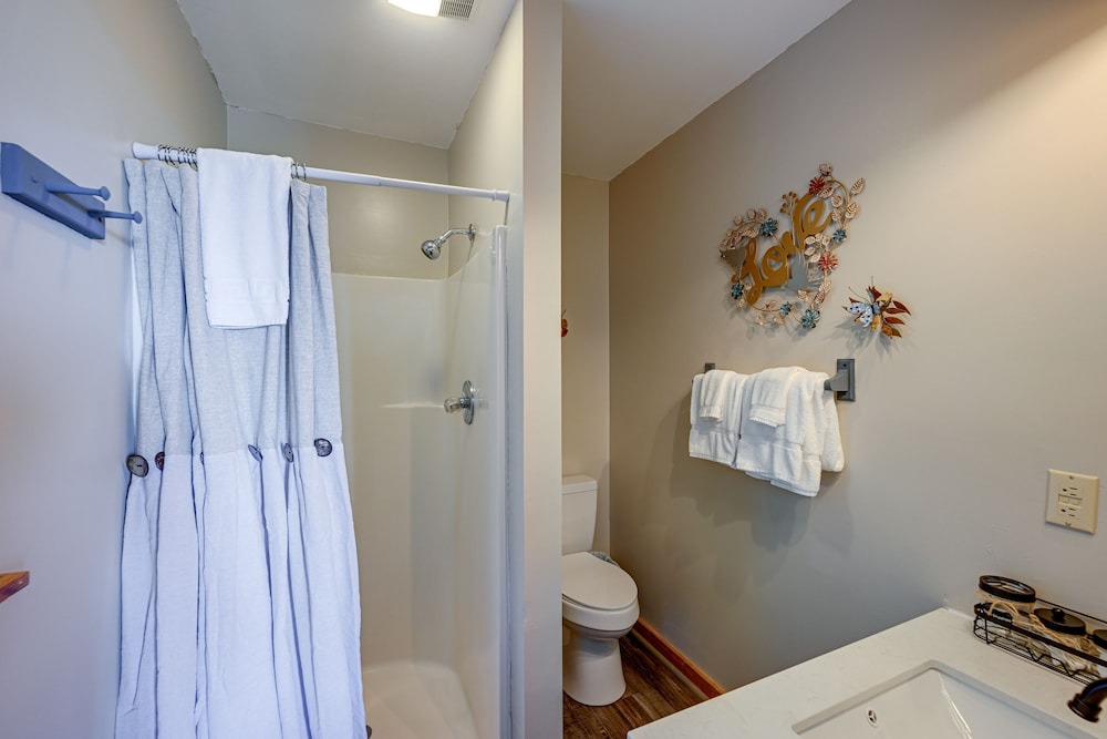 House (2 Bedrooms) photo 2