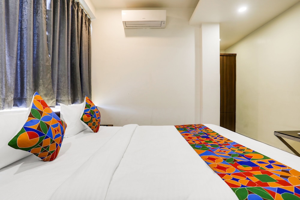 Executive Room photo 2