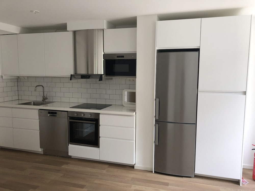 Apartment photo 2