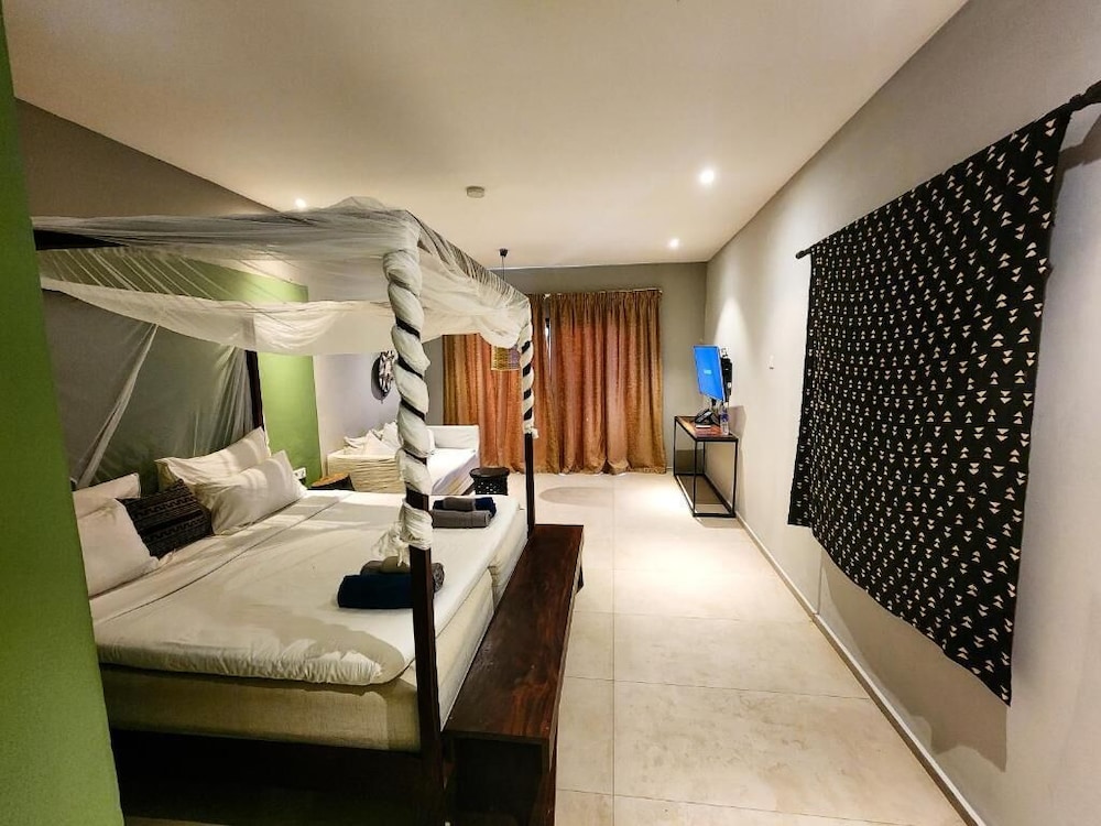 Deluxe Double Room, Garden View